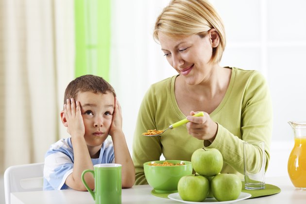 My 5-Year-Old Does Not Eat | Livestrong.com