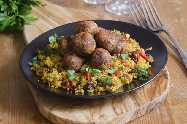 Falafels with couscous