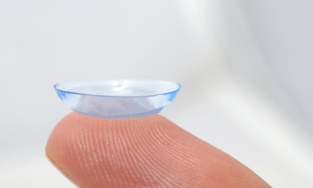 how-to-remove-proteins-from-contact-lenses-livestrong