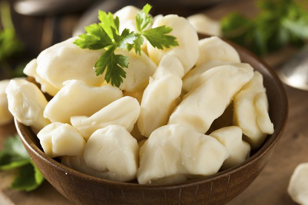 White Dairy Cheese Curds