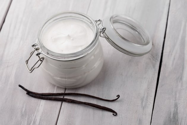 Natural vanilla, shea, cocoa and coconut body butter DIY