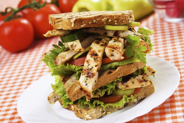 Delicious chicken sandwich