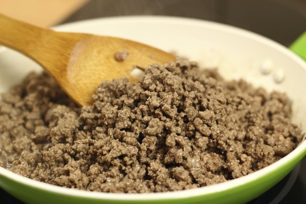 Pan frying ground beef