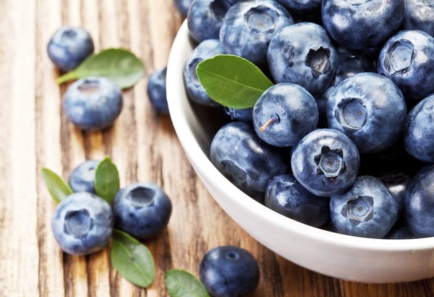 Blueberries with leaves