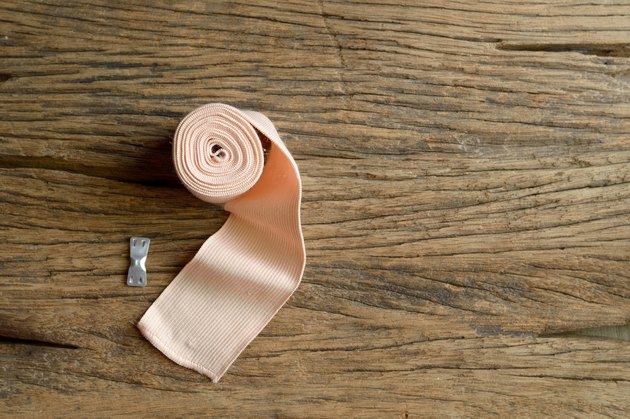 elastic bandage
