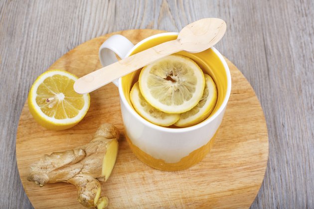 Tea with lemon and ginger as natural medicine