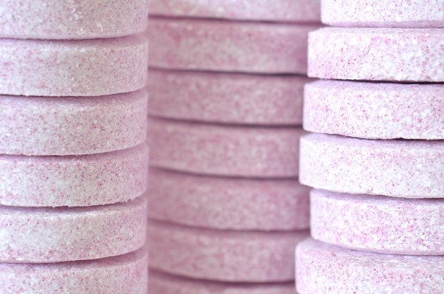 Soluble purple magnesium tablets