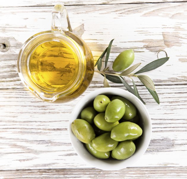 olives with leaves