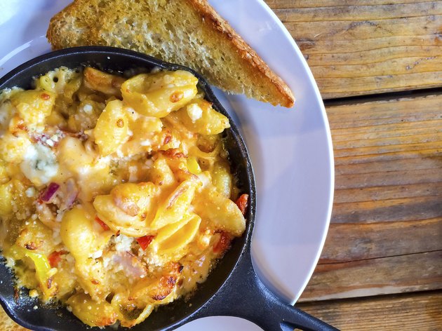 Baked Mac and Cheese in Skillet