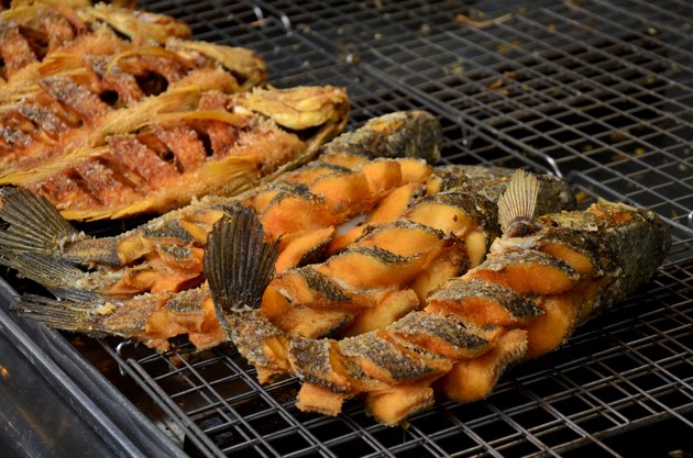 Snake-head fish deep Fried and Tilapia Fish deep Fried