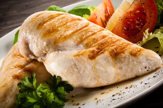 Roast chicken fillets and vegetables