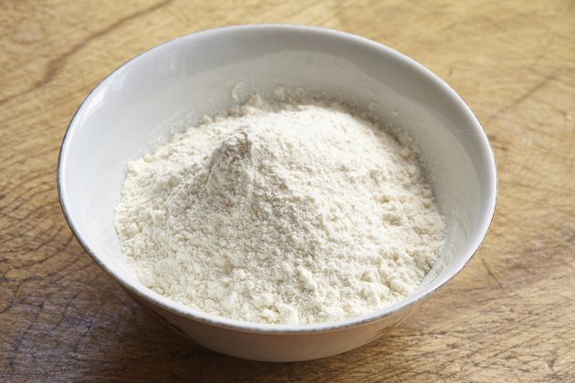 wheat flour in bowl
