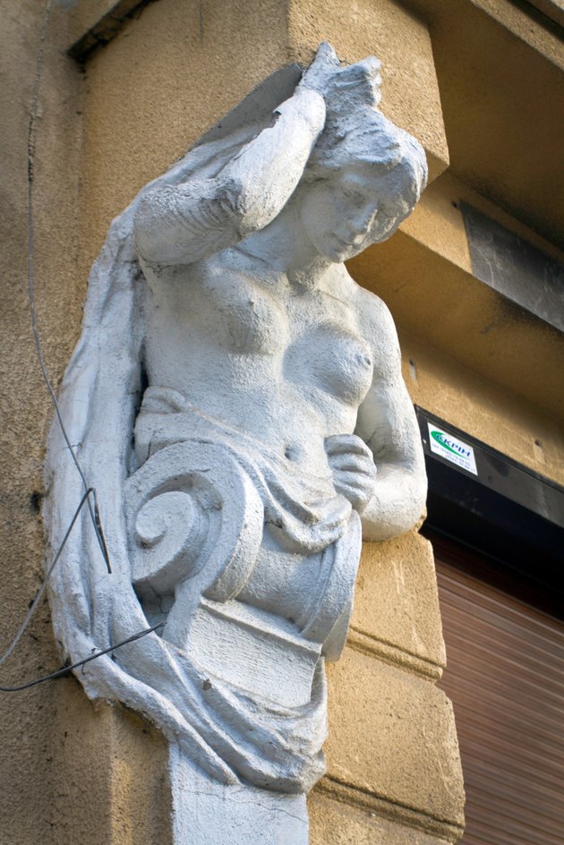 Urban Baroque sculptures on the walls