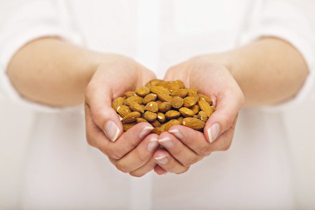 Crunchy Almonds for Your Snack