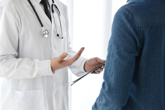 Doctor explaining for patient