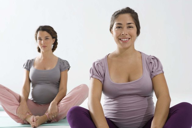 Pregnant women in exercise class