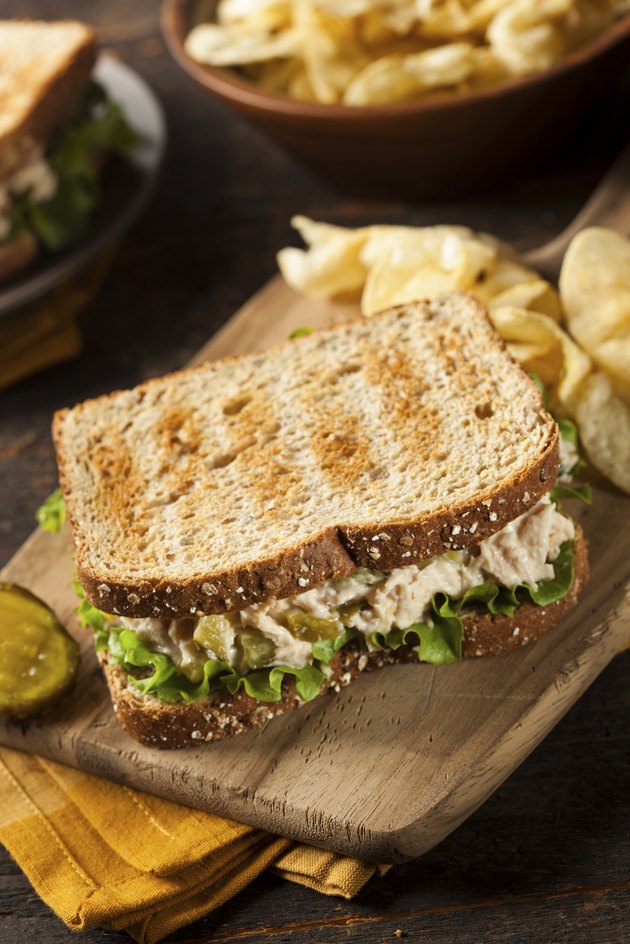 Healthy Tuna Sandwich with Lettuce