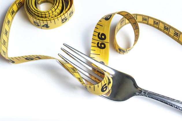 Diet fork with tape measure