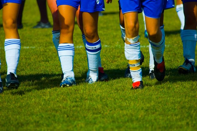 how-to-tape-soccer-shin-guards-livestrong