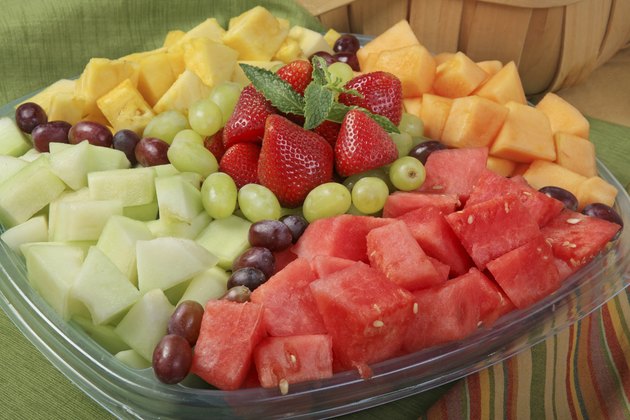 Healthy Snacks for a Meeting | Livestrong.com