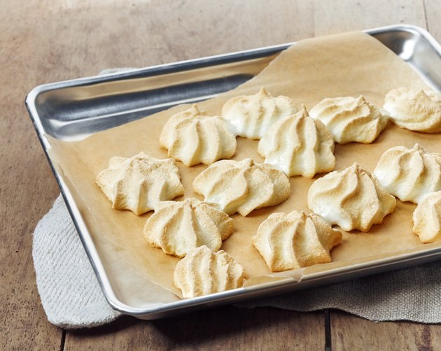 homemade meringue cookies