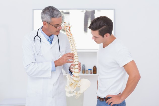 Degenerative Changes of the Thoracic Spine | Livestrong.com