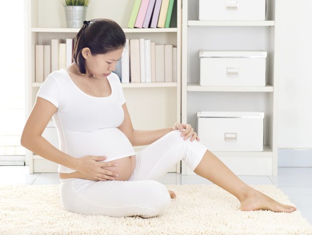 Pregnant Woman with cramp leg