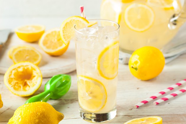 Organic Homemade Fresh Squeeze Lemonade
