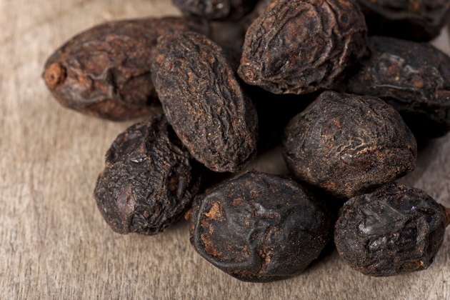 dried saw palmetto