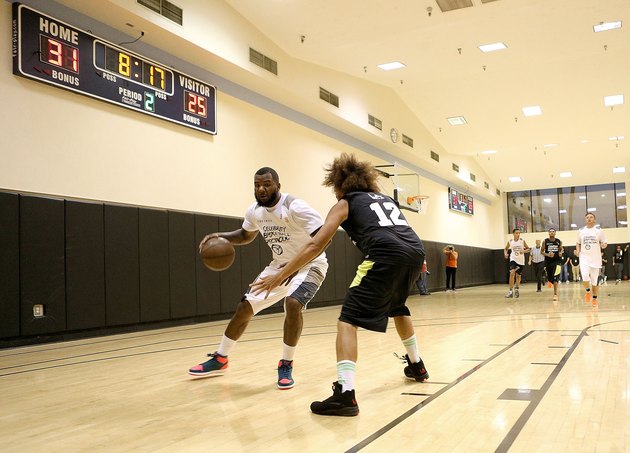Equinox Presents "Celebrity Basketball Spectacular" To Benefit Sports Spectacular