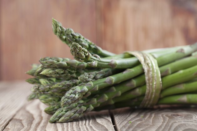 Green asparagus