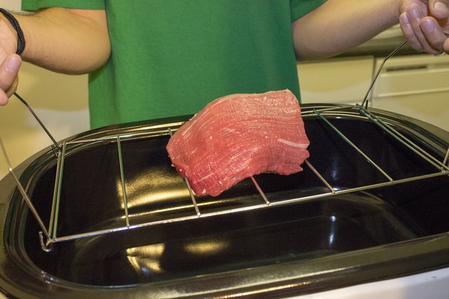 how to cook corned beef in oven