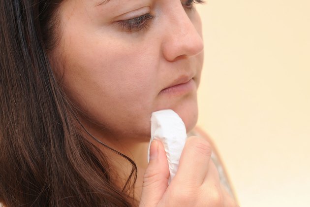 how-to-get-rid-of-popped-zits-fast-livestrong