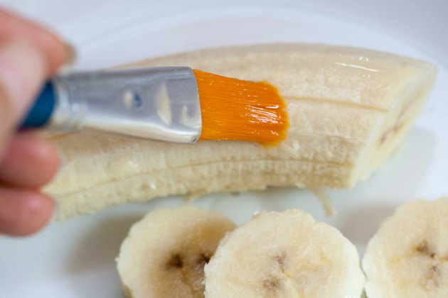 Tricks To Prevent Bananas From Turning Brown Livestrong Com