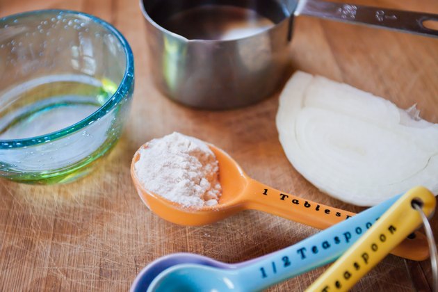 how-to-cook-and-bake-with-rice-flour-livestrong