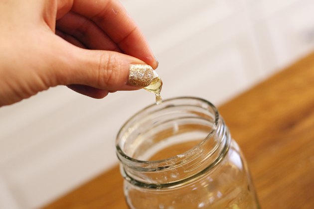 how-to-make-face-cream-with-coconut-oil-livestrong