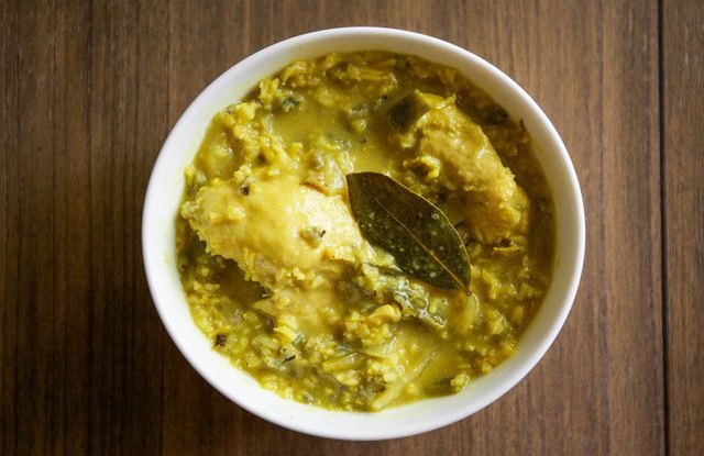 Slow Cooker Curry Coconut Chicken