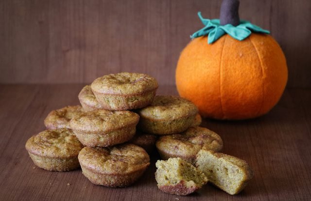 pumpkin spice muffins