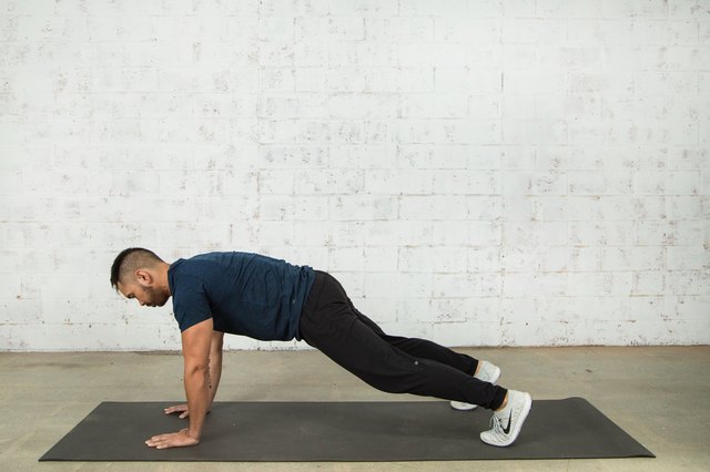 Mike Donavanik demonstrates proper burpee form