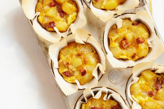 Baked Egg muffins in muffin tin