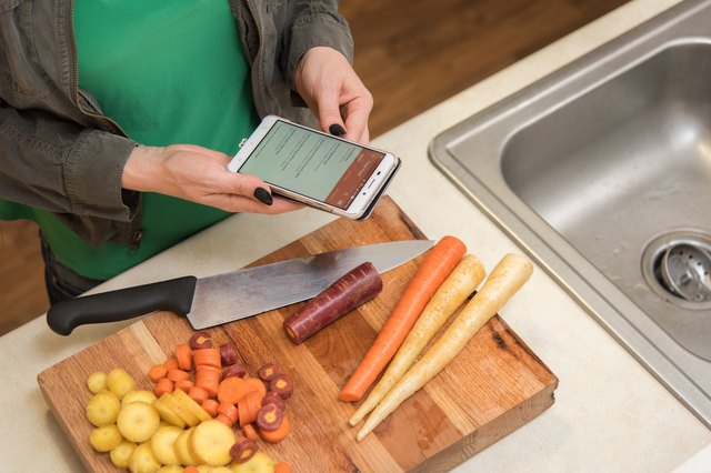 Alanna tracks food on the MyPlate app