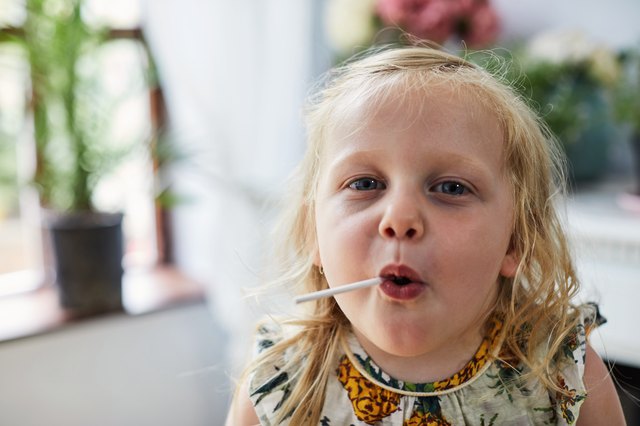 how-much-sugar-should-a-toddler-eat-per-day-livestrong