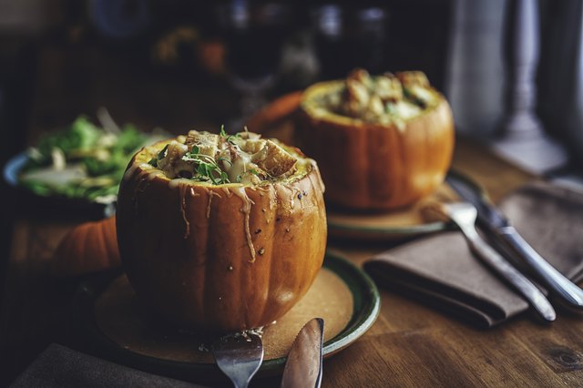 5-Ingredient Pumpkin Curry Soup - Chelsea's Messy Apron