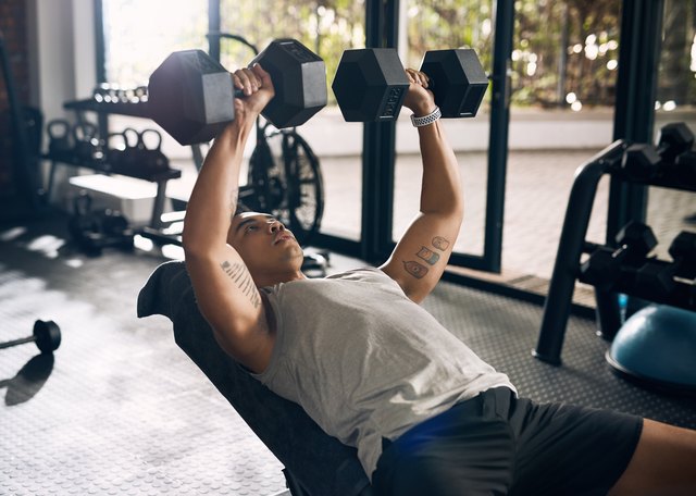 How to Bench Press with Perfect Form - Dumbbell and Barbell Bench