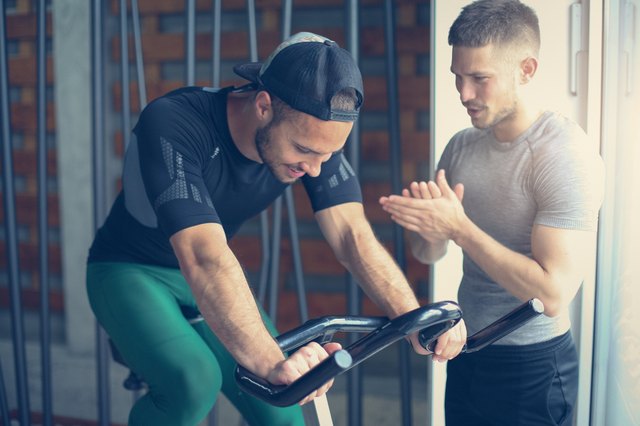 Interval Training on a Stationary Bike | Livestrong.com