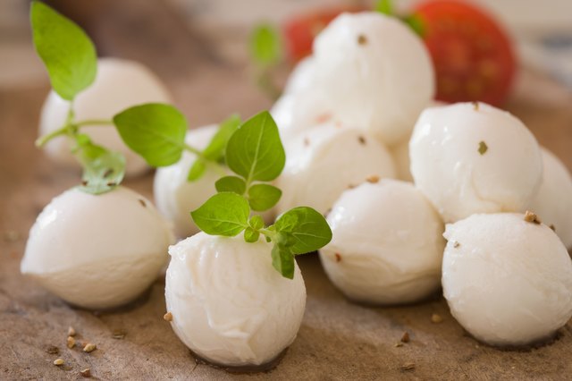 Mozzarella and herbs