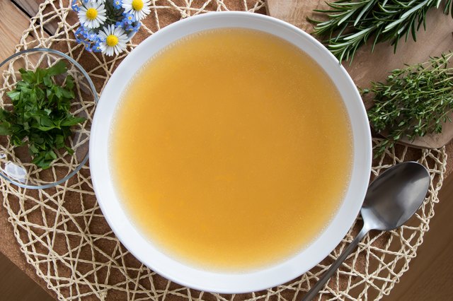 What Are the Benefits of Chicken Broth? | livestrong