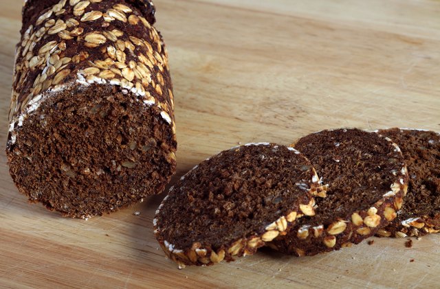 Why Are Rye And Pumpernickel Breads Better For You? | Livestrong