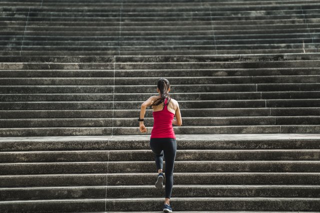 10 minutes of stair climbing calories