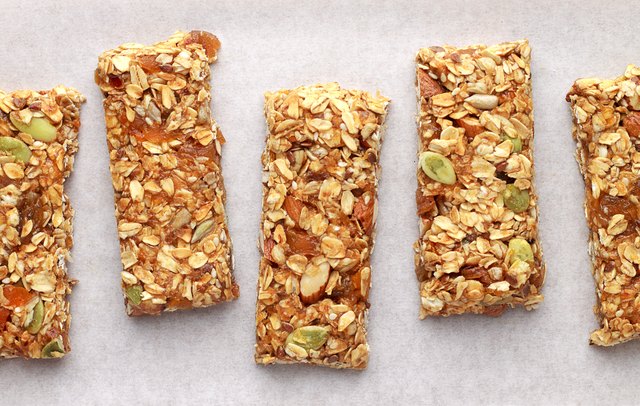 the-best-meal-replacement-bars-for-weight-loss-livestrong